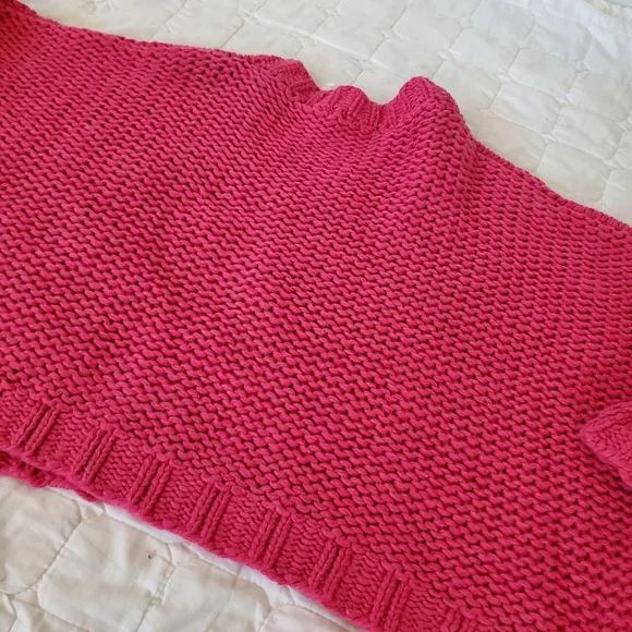 Sweater - Picture 9 of 11